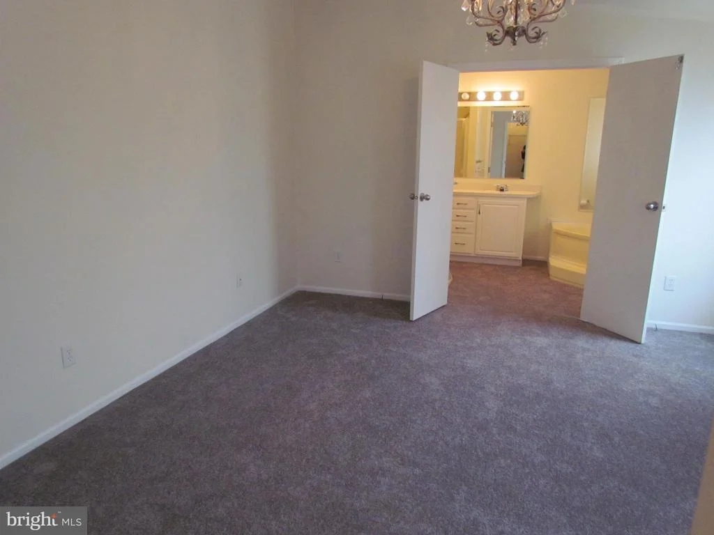 Photo of 402 MOORE PLACE