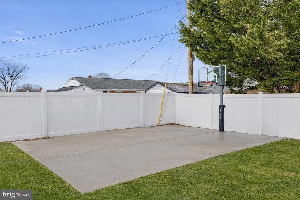 Photo of 1601 REDFIELD ROAD