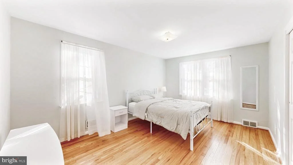 Photo of 102 MERIDEN DRIVE