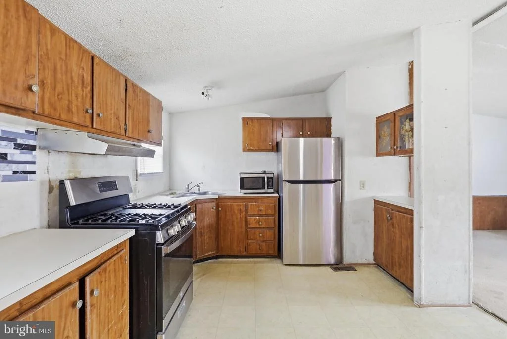 Photo of 12115 HEATHER DRIVE