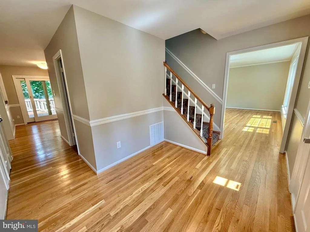 Photo of 9714 CHURCH WAY