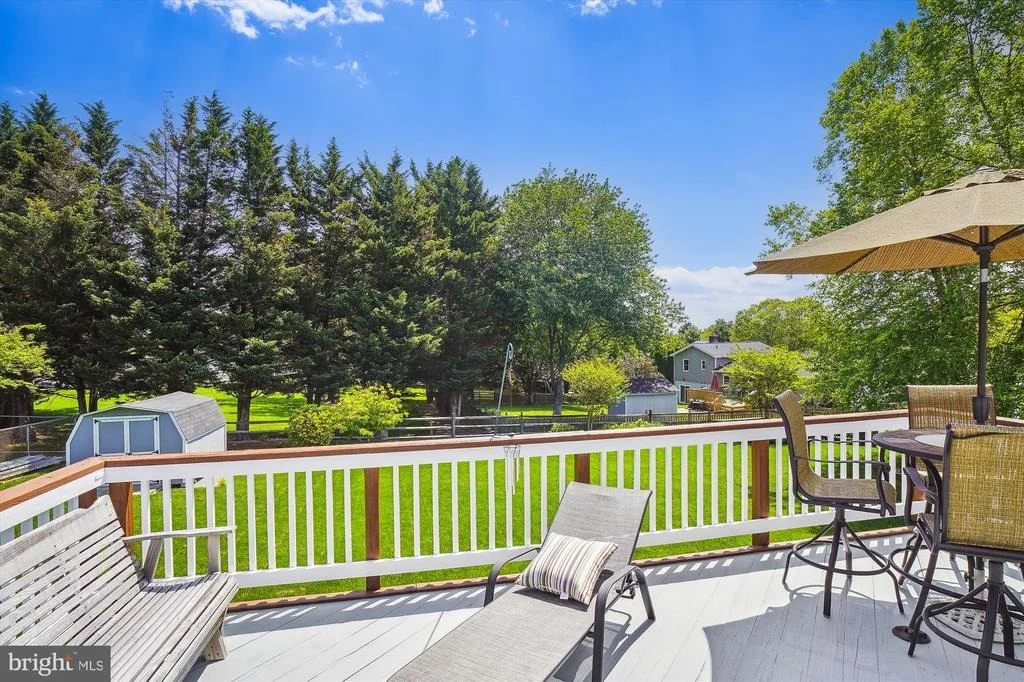 Photo of 24824 SHOWBARN CIRCLE