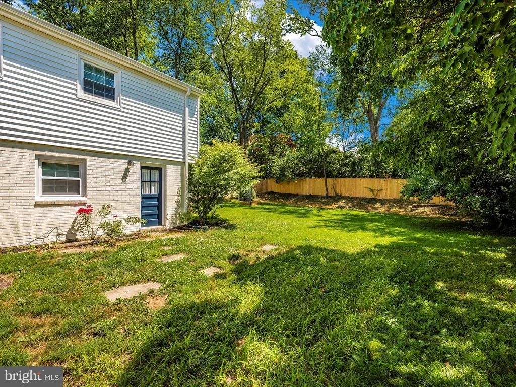 Photo of 13312 LOCKSLEY LANE