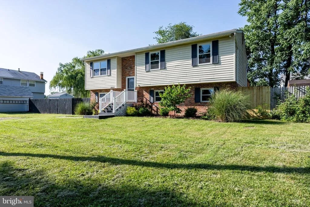 Photo of 8545 JENKINS ROAD