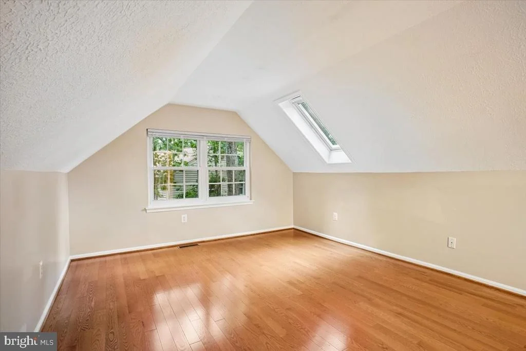 Photo of 1877 POST OAK TRAIL