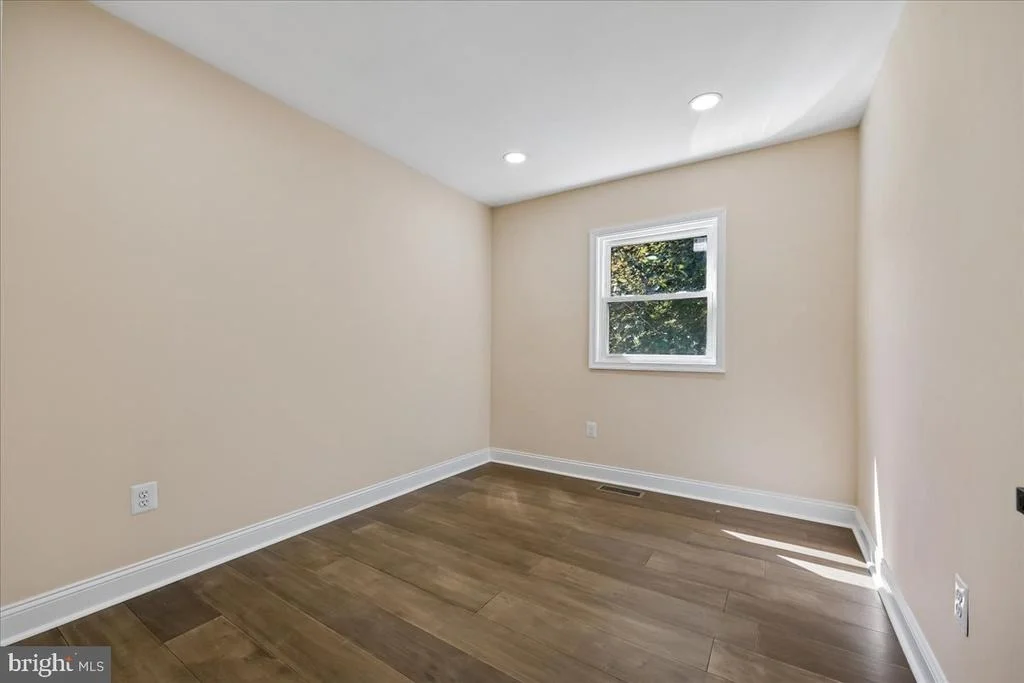 Photo of 24321 LOG HOUSE ROAD
