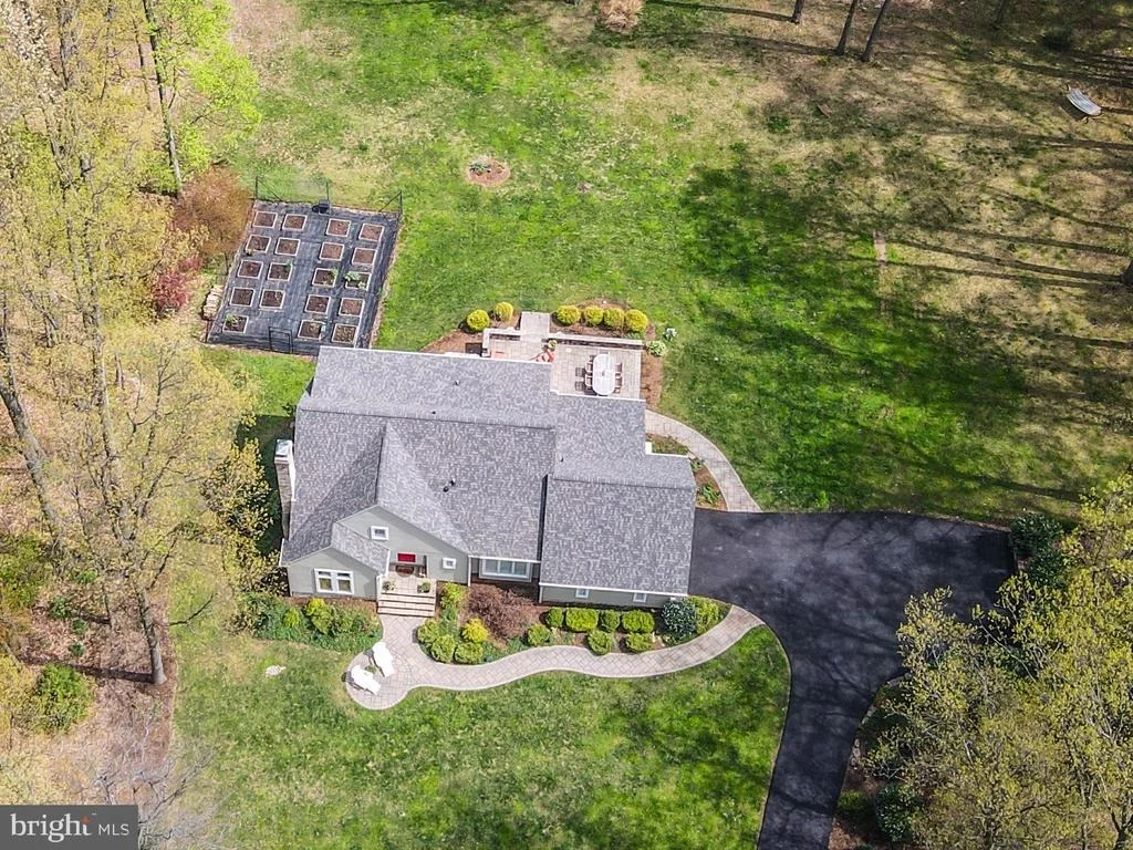 Photo of 7319 ABBINGTON COURT