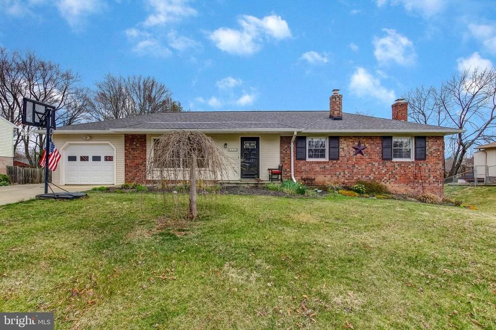 Photo of 4113 OLNEY LAYTONSVILLE ROAD