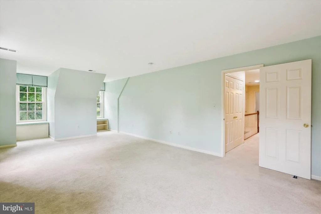 Photo of 22217 CREEKVIEW DRIVE