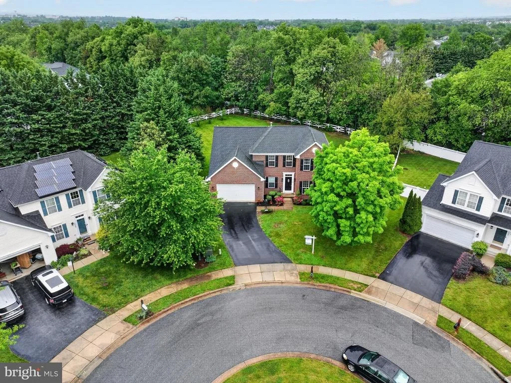 Photo of 5136 CHARLINGTON COURT
