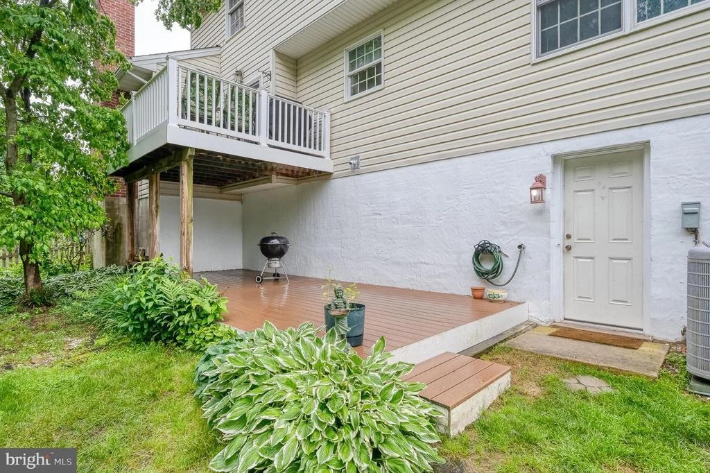 Photo of 922 DELRAY DRIVE