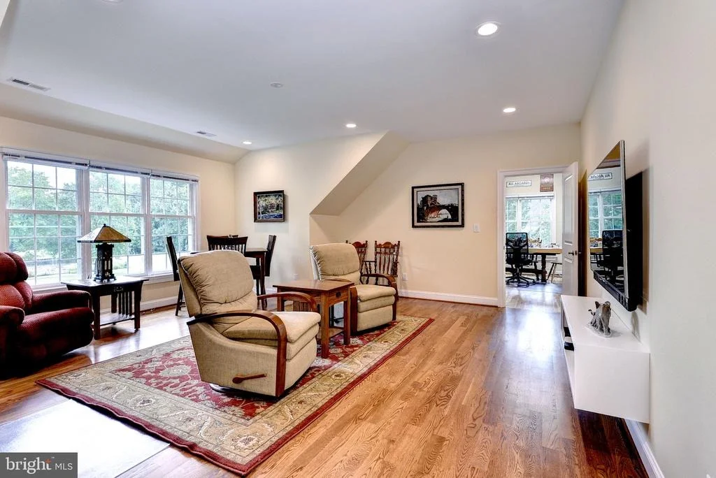Photo of 145 HOLLINWELL