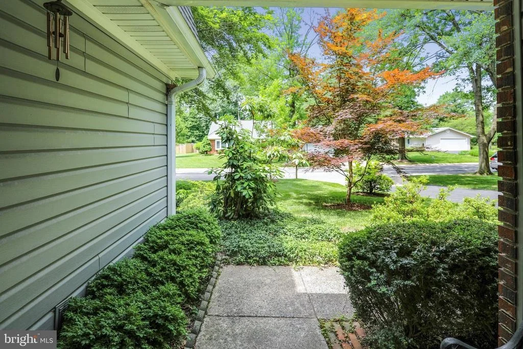 Photo of 14045 BREEZE HILL LANE