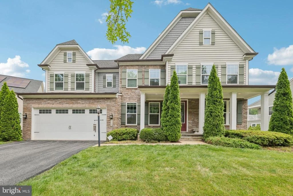 Photo of 2209 JACOB WAY