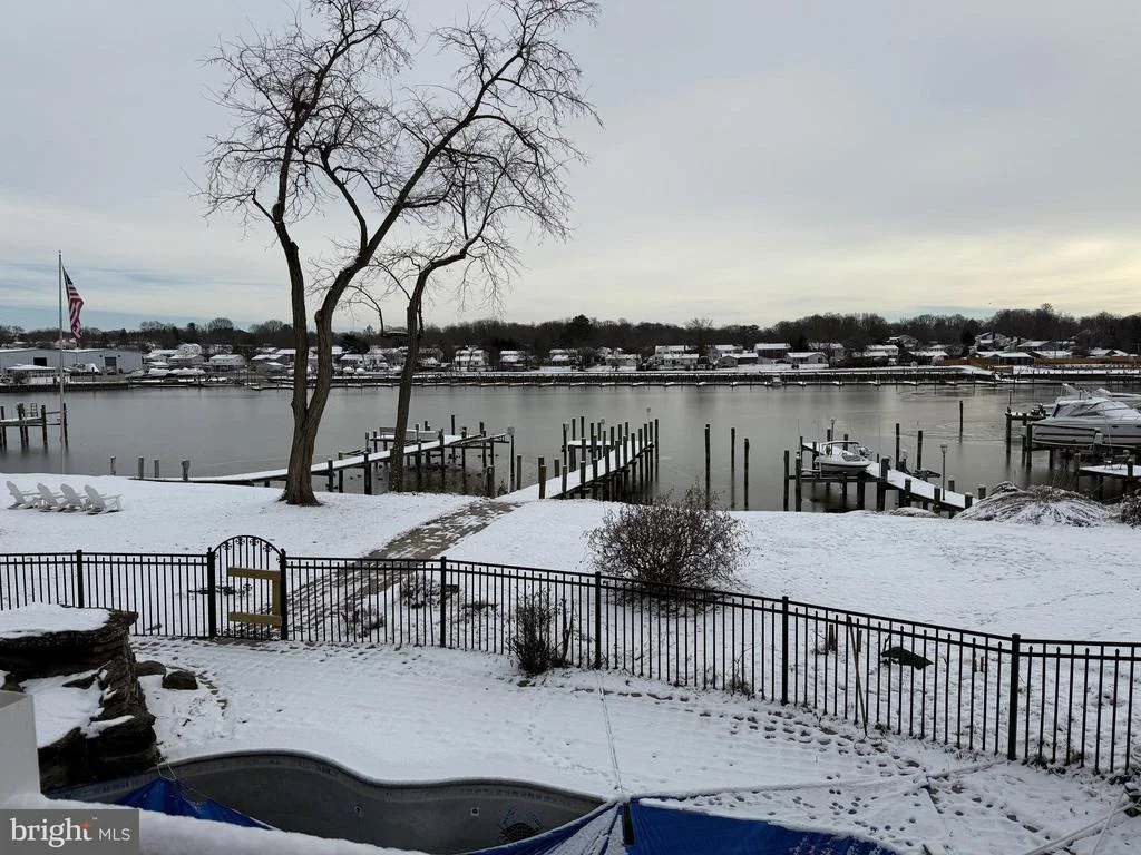 Photo of 415 SHORE DRIVE
