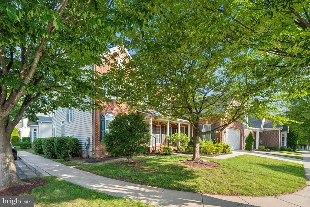 Photo of 3830 GLEN EAGLES DRIVE