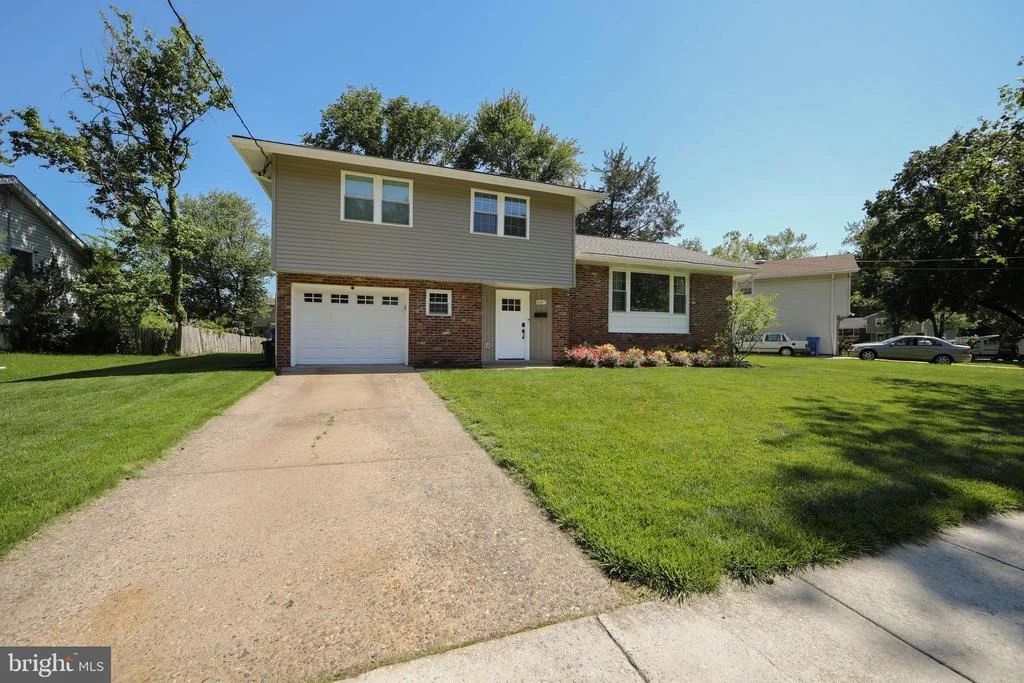 Photo of 507 HOWARD ROAD
