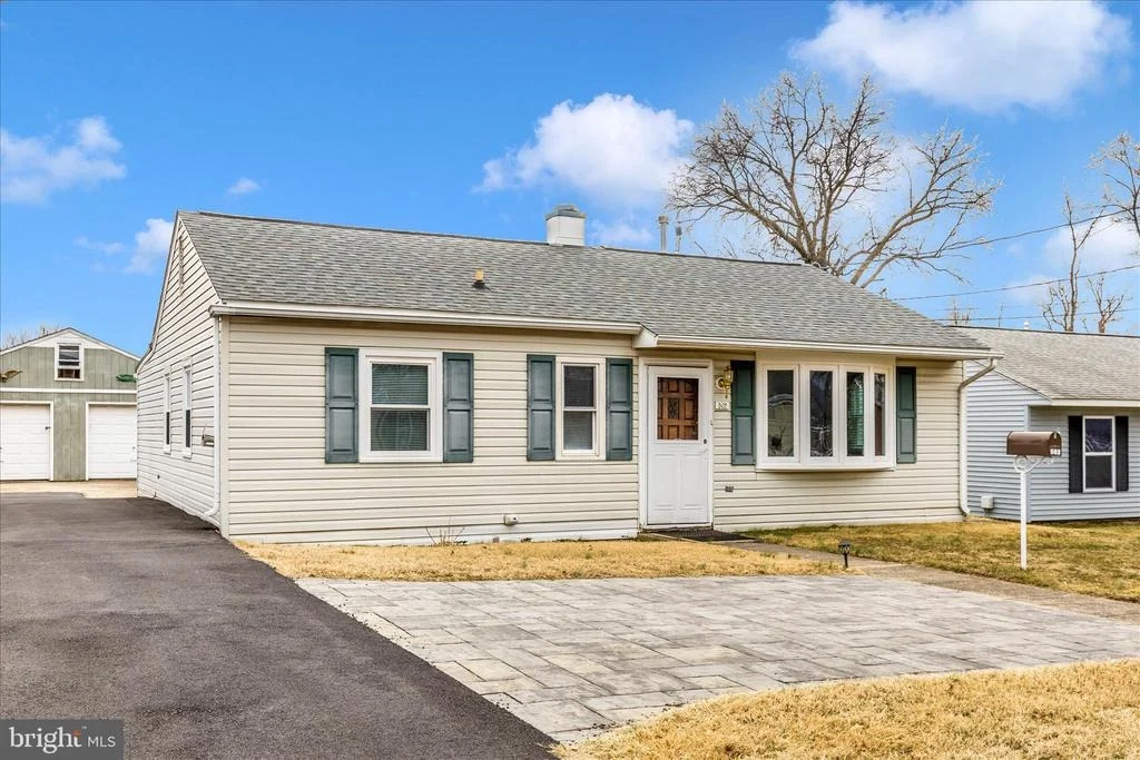 Photo of 502 MILITARY ROAD