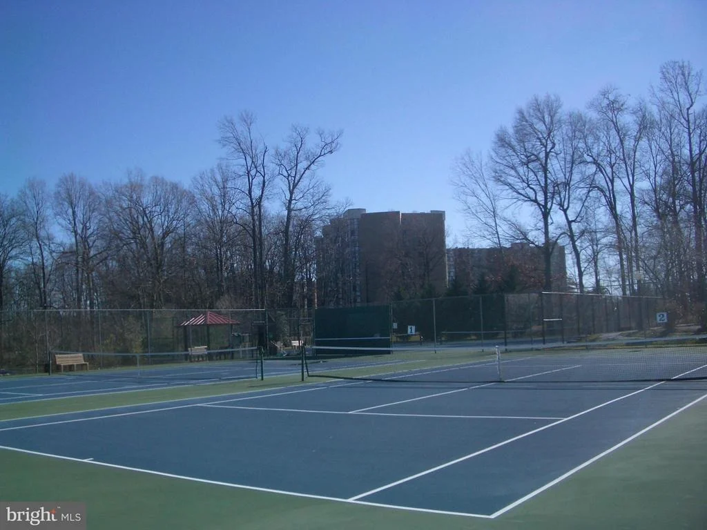 Photo of Unit 731D at 3398 GLENEAGLES DRIVE