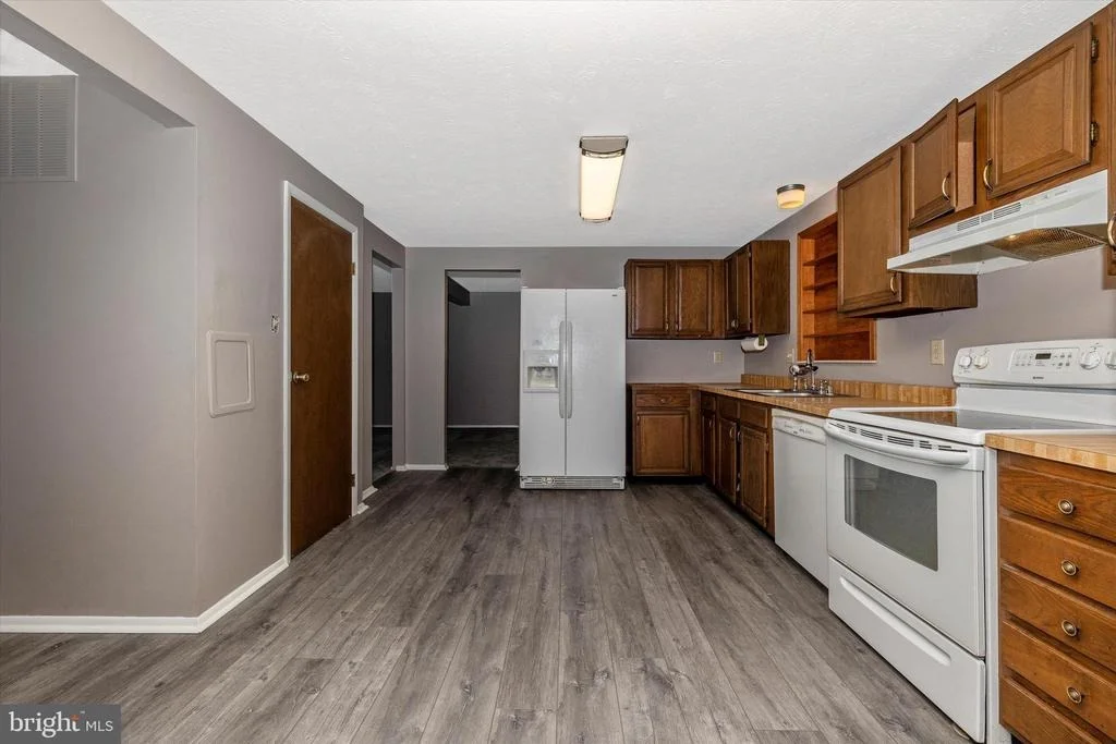 Photo of 1810 ROCKY GLEN DRIVE