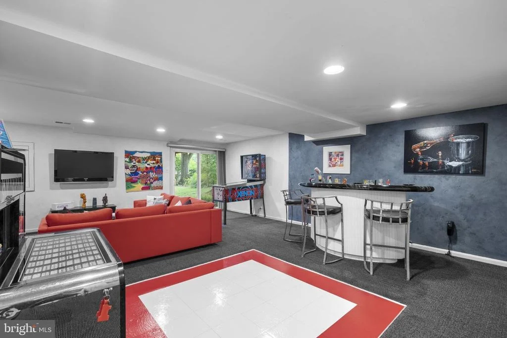 Photo of 5820 MAGIC MOUNTAIN DRIVE