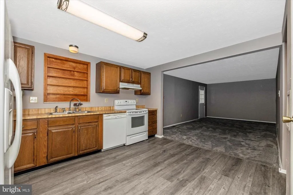 Photo of 1810 ROCKY GLEN DRIVE