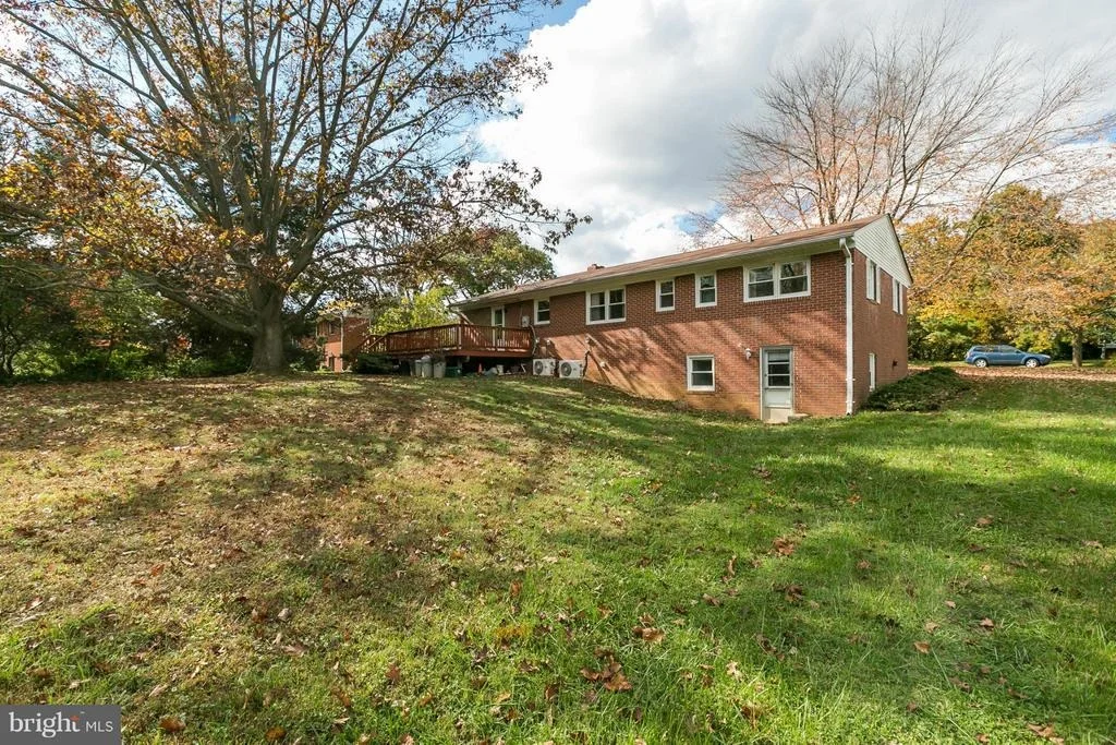 Photo of 8735 TERESA LANE