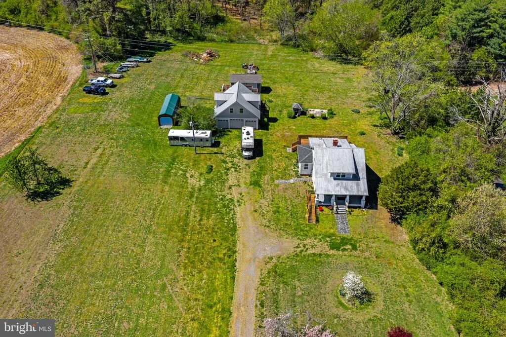 Photo of 4809 COLES POINT ROAD