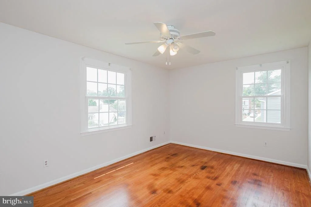 Photo of 4 OLD SPRING COURT
