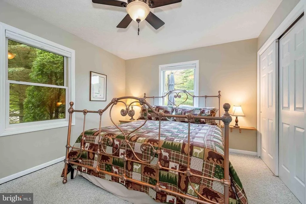 Photo of 305 LAKE POINTE DRIVE