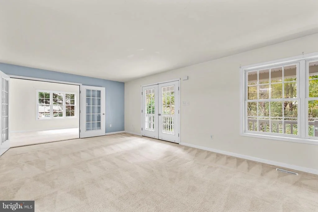 Photo of 8008 WASHINGTON DRIVE