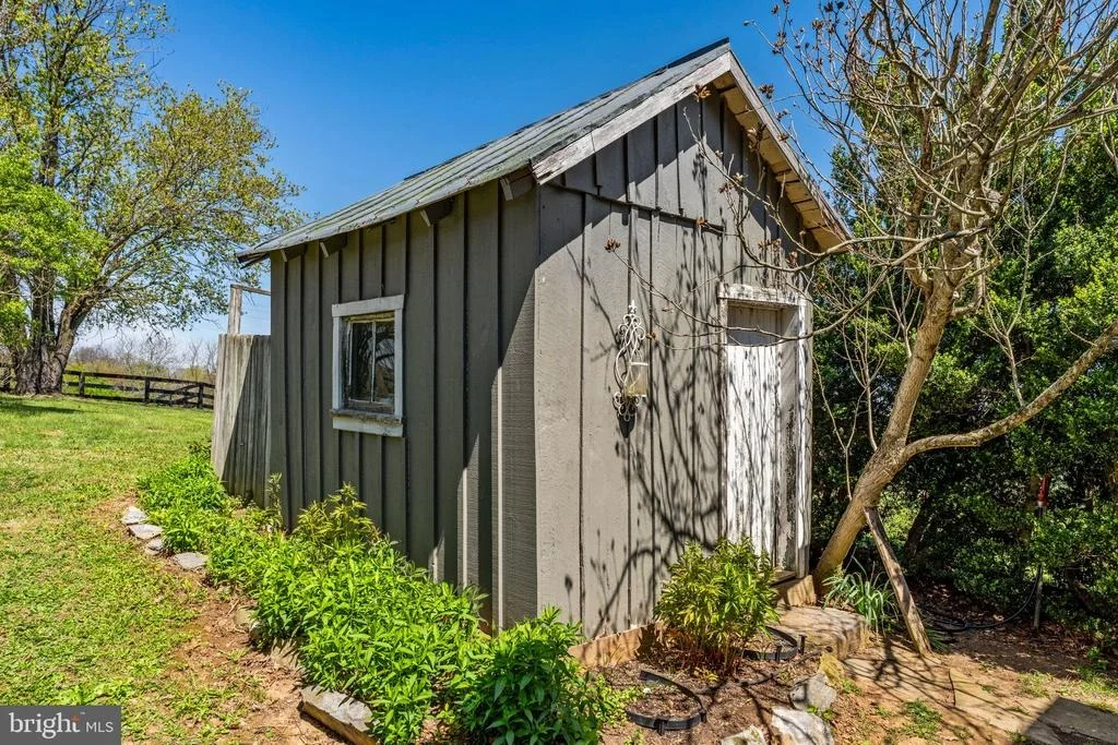 Photo of 871 OLD CHAPEL ROAD