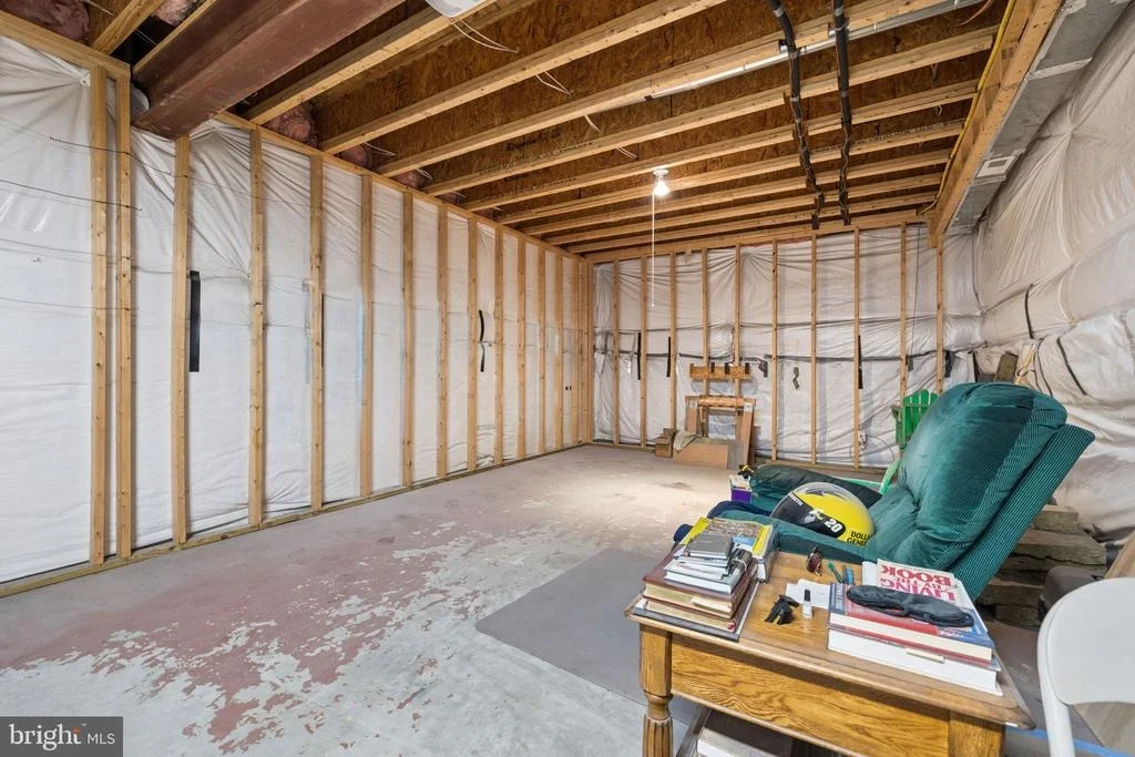 Photo of 17609 OVERLOOK ROAD