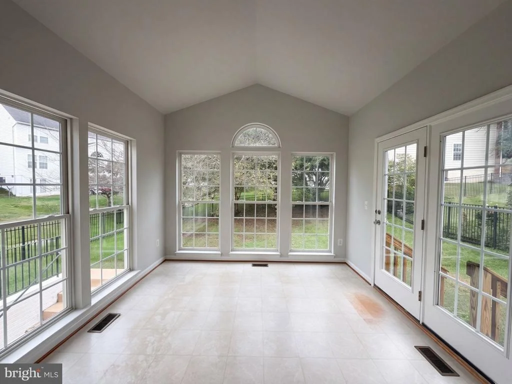Photo of 14066 CLATTERBUCK LOOP
