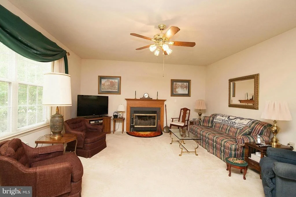 Photo of 302 MOORES BRANCH CIRCLE