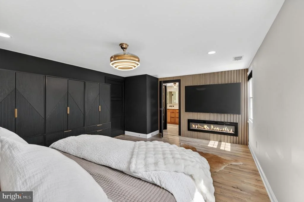 Photo of 4202 MINSTRELL LANE