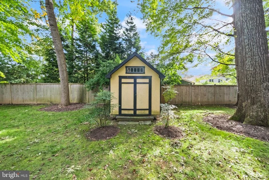 Photo of 8419 OVERLOOK STREET
