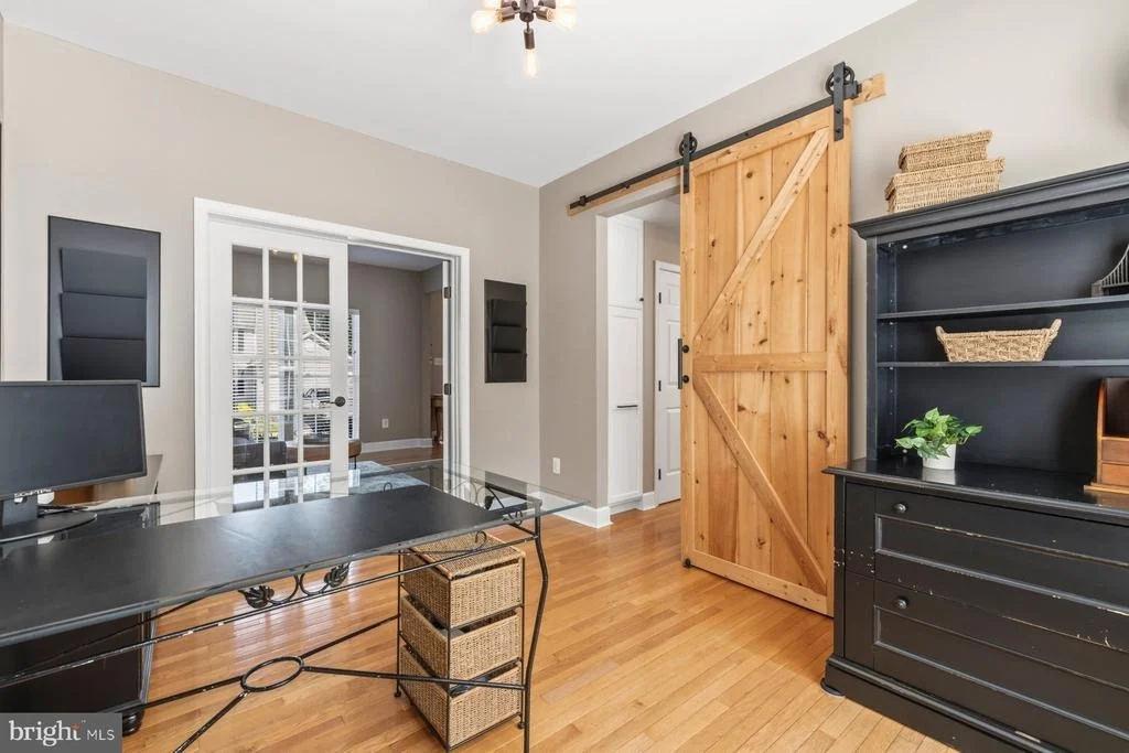 Photo of 1204 LONGBOW ROAD