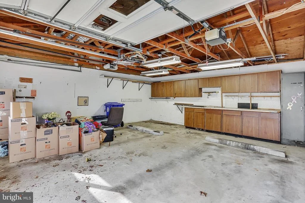 Photo of 9109 ROUNDLEAF WAY