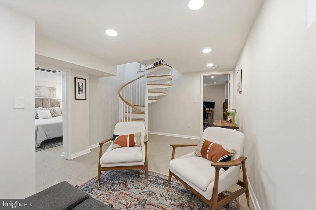 Photo of 9109 BRADFORD ROAD