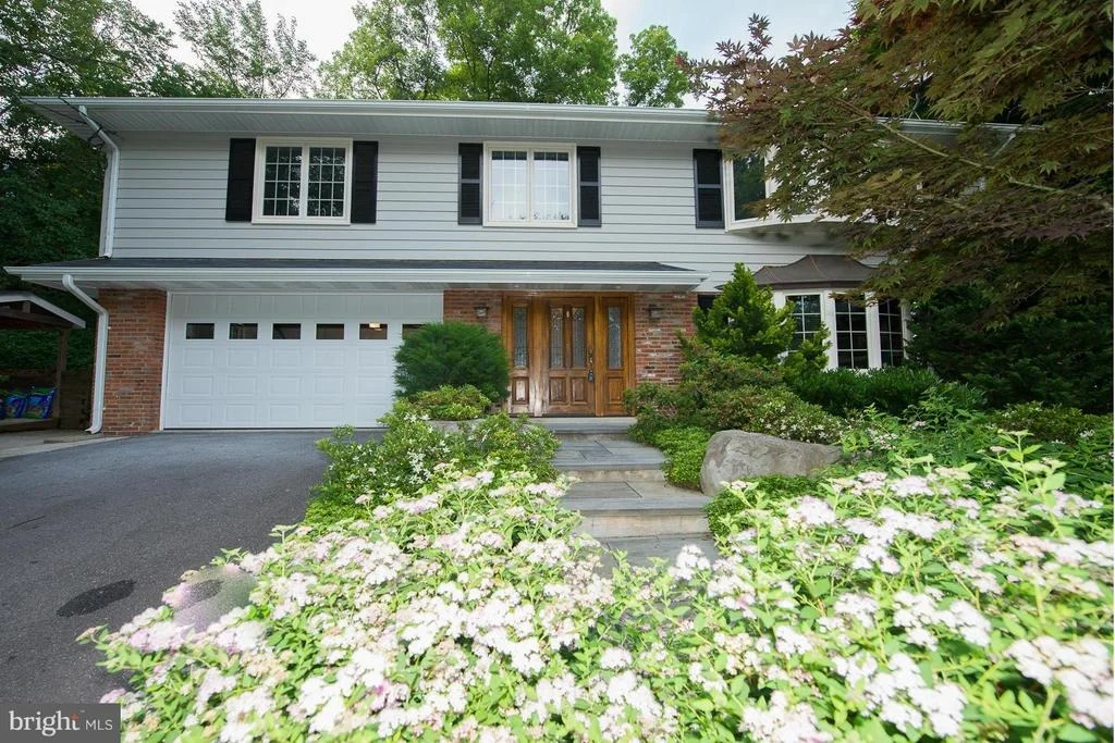 Photo of 1210 HUNTLY PLACE