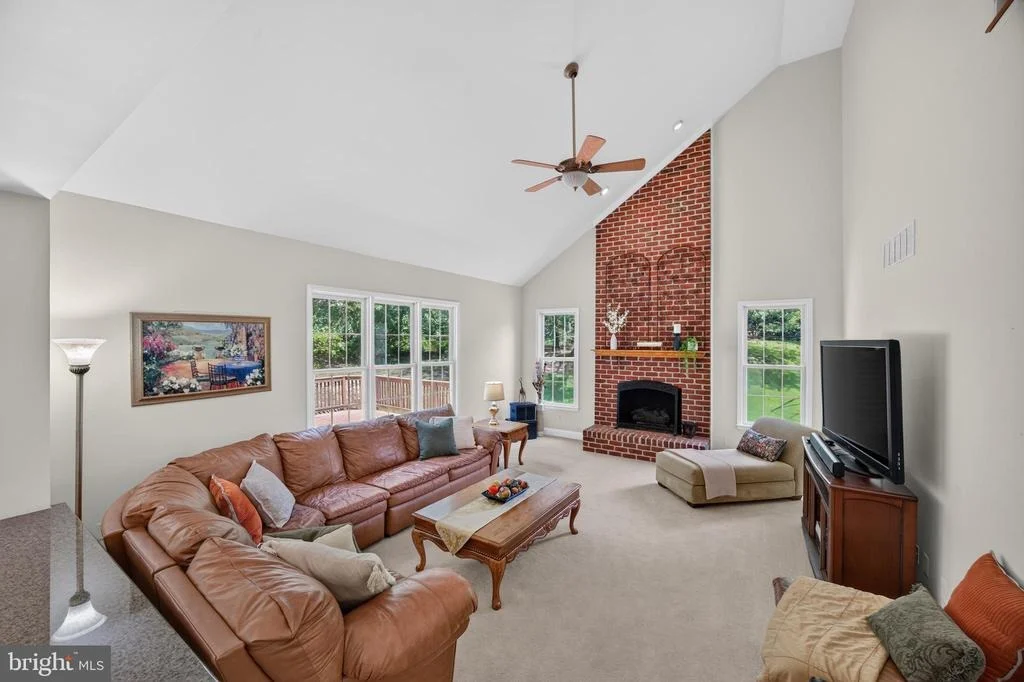 Photo of 1340 BLUEGRASS WAY