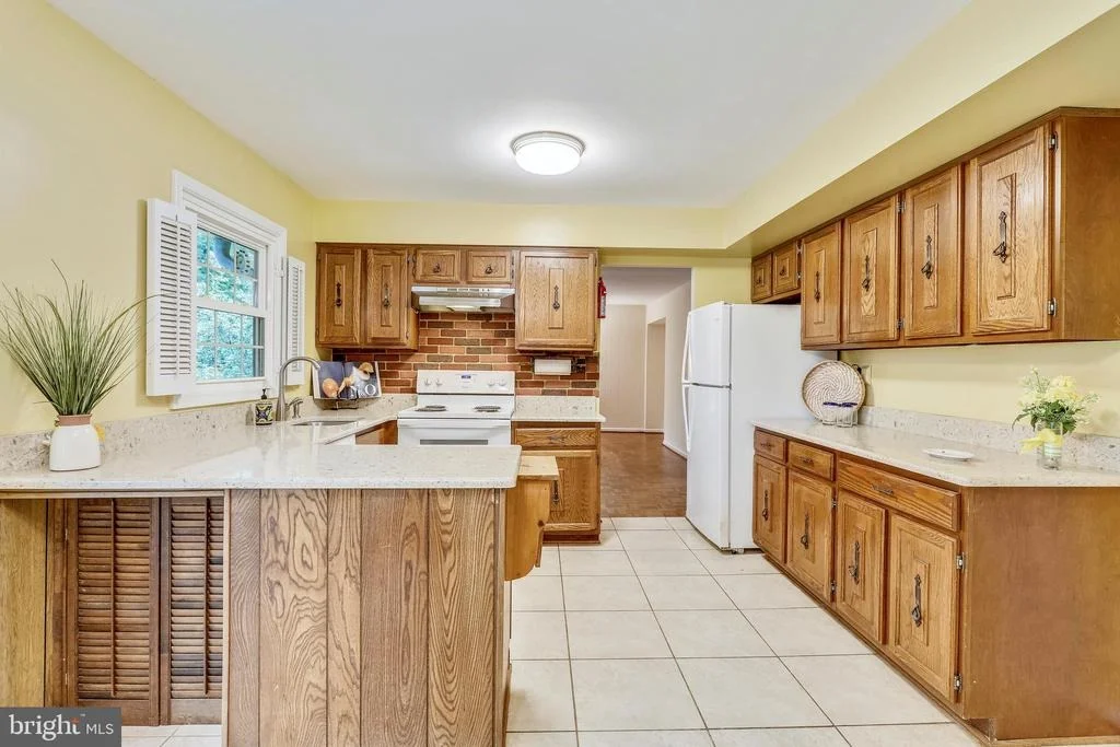 Photo of 14045 BREEZE HILL LANE
