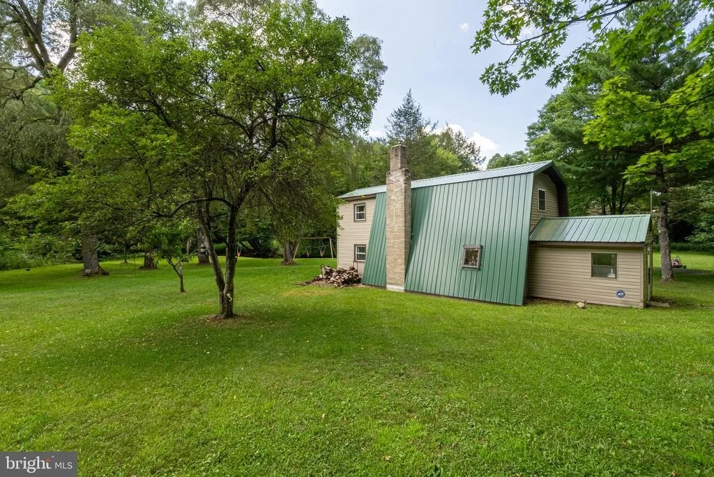 Photo of 4838 BEAR CREEK ROAD