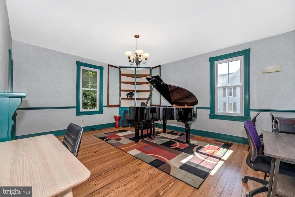 Photo of 403 WALNUT STREET