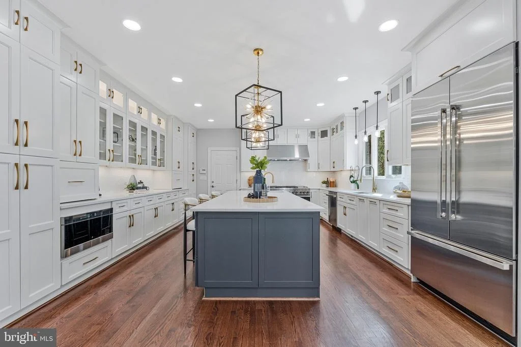 Photo of 8611 BROOK ROAD