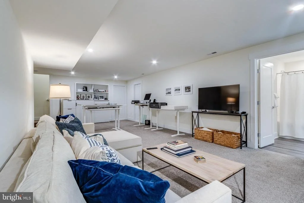Photo of 16471 FOUR LEAF DRIVE