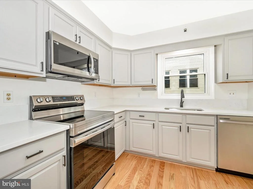 Photo of 503 CORNELL AVENUE