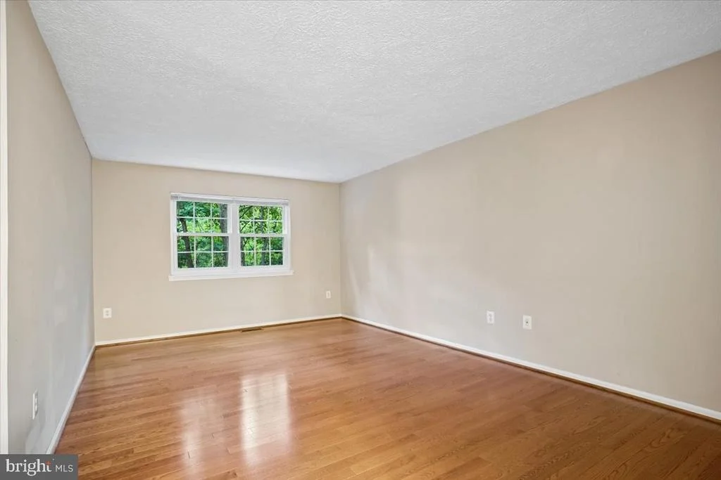 Photo of 1877 POST OAK TRAIL