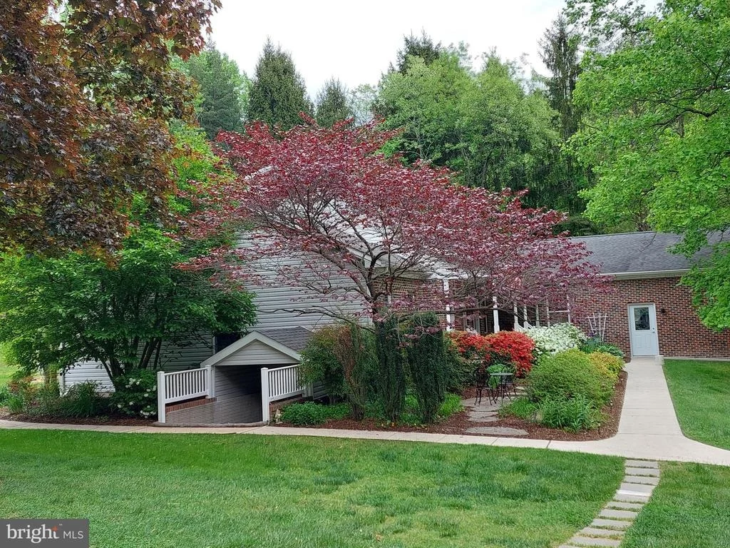 Photo of 3160 SANDY HOOK ROAD